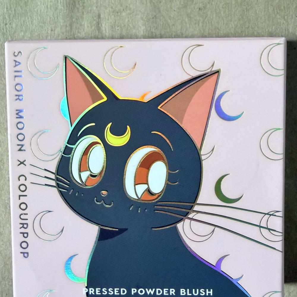 ✨🌙Sailor Moon Pressed Powder Blush From The Moon✨🌙✨✨✨✨✨✨✨✨✨✨✨✨ - Picture 4 of 5